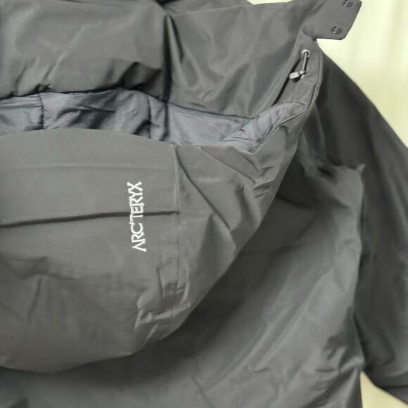 Arc'teryx Black Hooded Gore-Tex Jacket, Size L - Picture 8 of 10